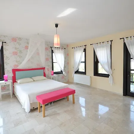 Sedir 3 Villa Çamlıköy